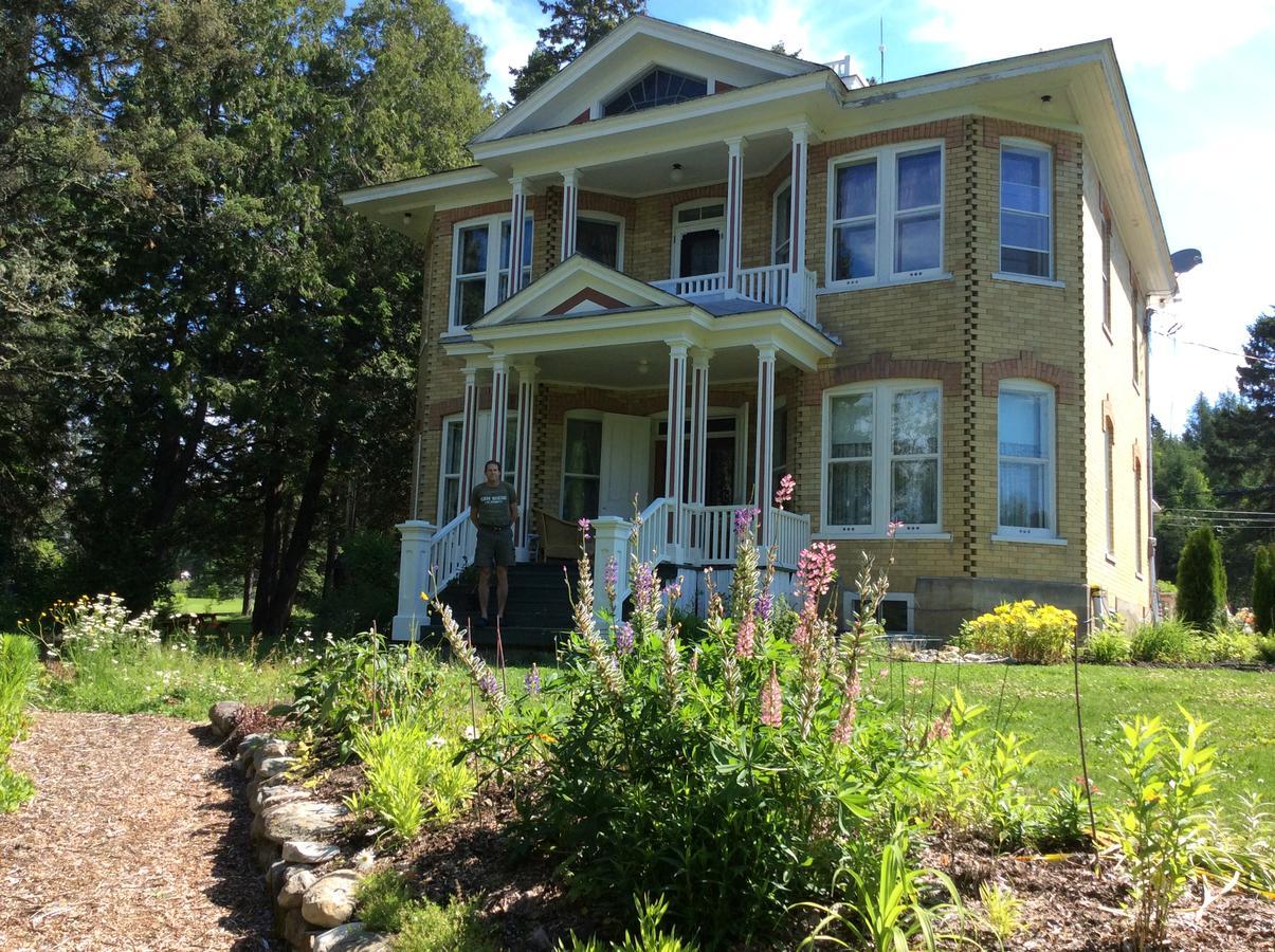 Auberge Taylor Manor Saint-Georges Exterior foto