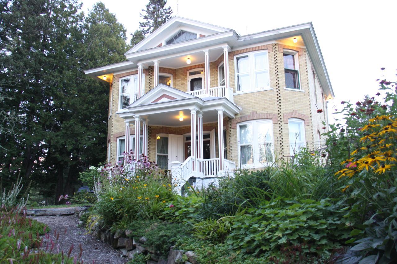 Auberge Taylor Manor Saint-Georges Exterior foto
